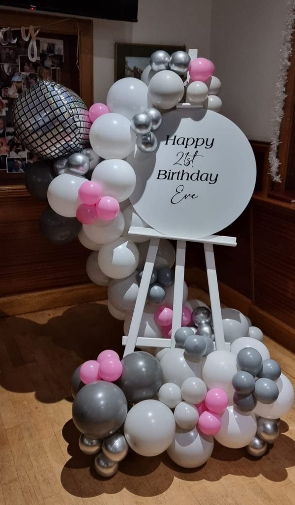 Balloon Easel